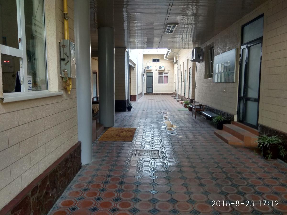 Safar Hotel Tashkent Luaran gambar